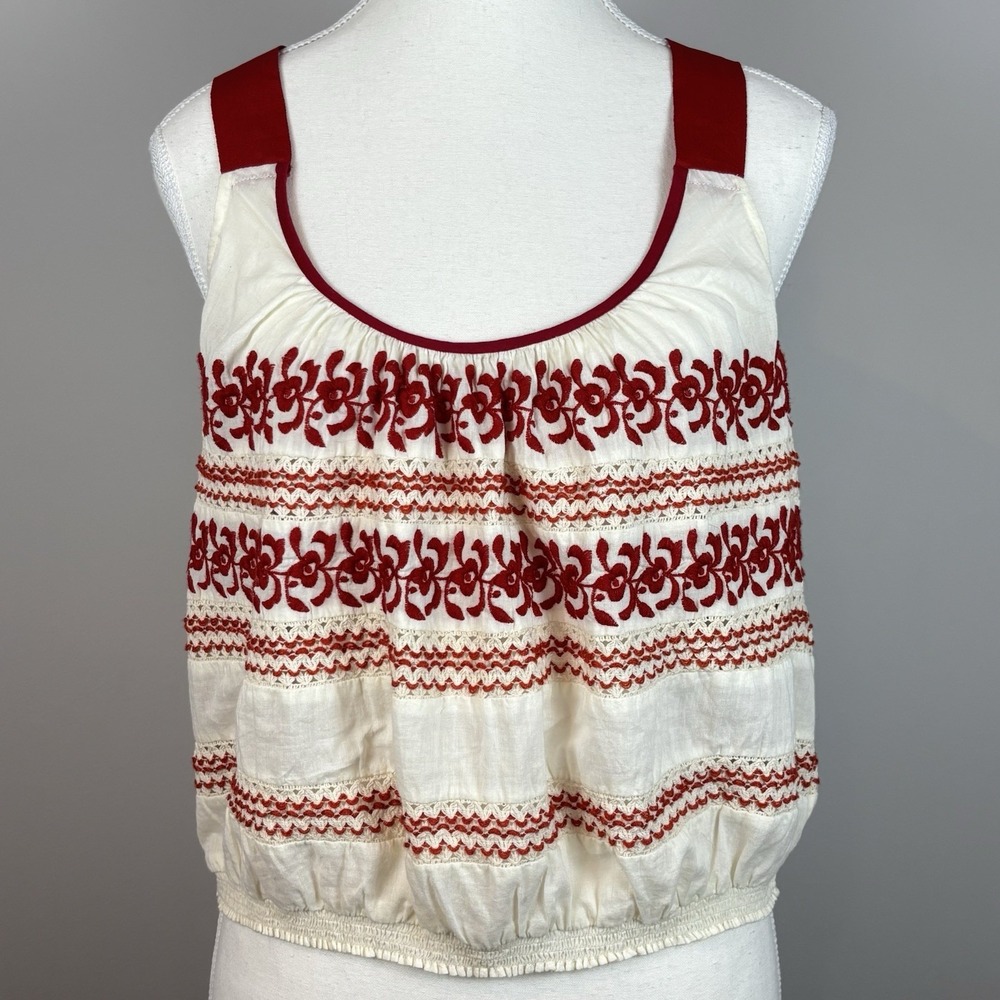 Ecote UO Womens Red White Embroidered Boho Sleeveless Top Size Large Bubble‎ Hem